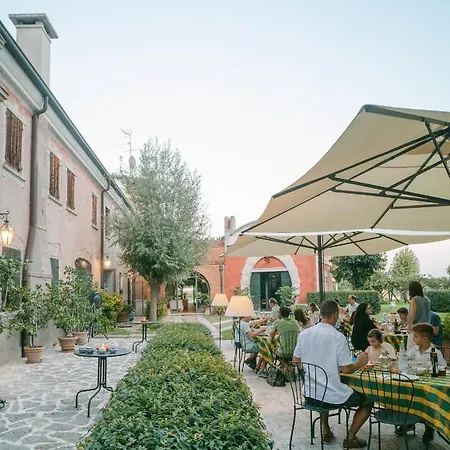 Agriturismo Tenuta La Pila Farm stay Villa Bartolomea